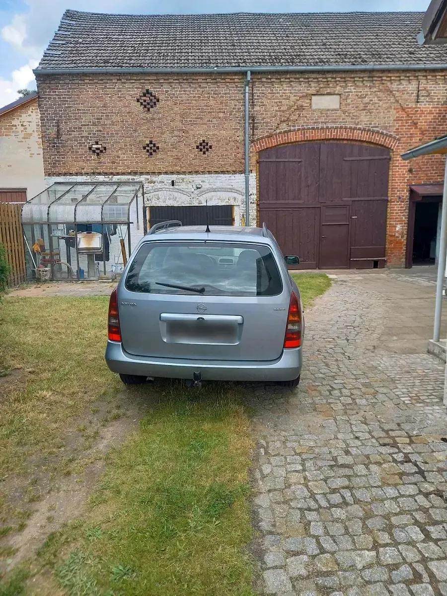Gebraucht Opel Astra 125 PS (91 kW) 2003 Silber Kombi