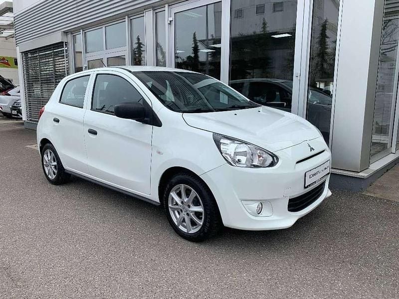 Islandweiß Gebraucht 2015 Mitsubishi Space Star Diamant Edition Limousine | 5.890 € (Etwas zu teuer) - Bild 1/4