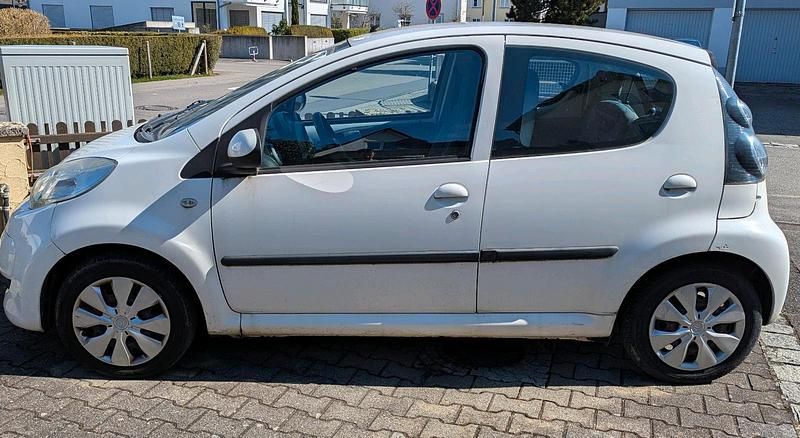 Gebraucht Citroën C1 68 PS (50 kW) 2009 Weiß Kleinwagen