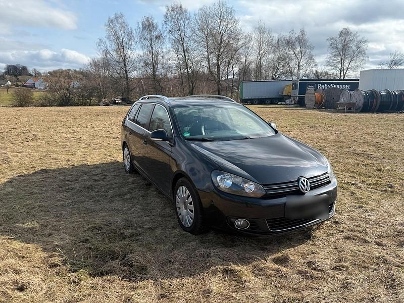 Gebraucht VW Golf VI 103 PS (75 kW) 2010 Schwarz Kleinwagen