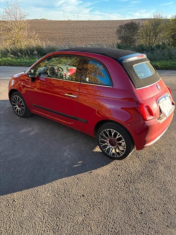 Rot Gebraucht 2024 Fiat 500 Tech Cabrio | 14.500 € (Fairer Preis) - Bild 1/4