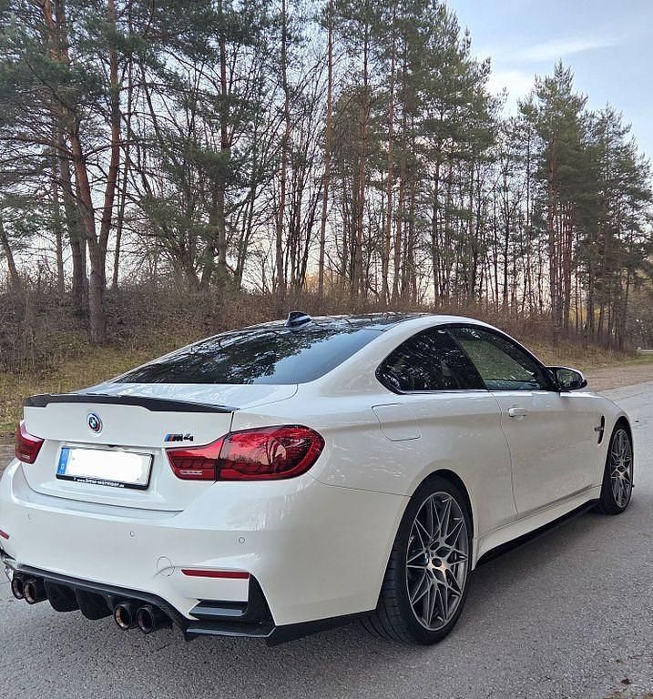 Gebraucht BMW M4 M Performance 570 PS (419 kW) 2015 Weiß Coupé