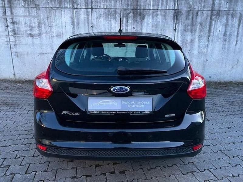 Gebraucht Ford Focus Champions Edition 125 PS (91 kW) 2013 Schwarz Limousine