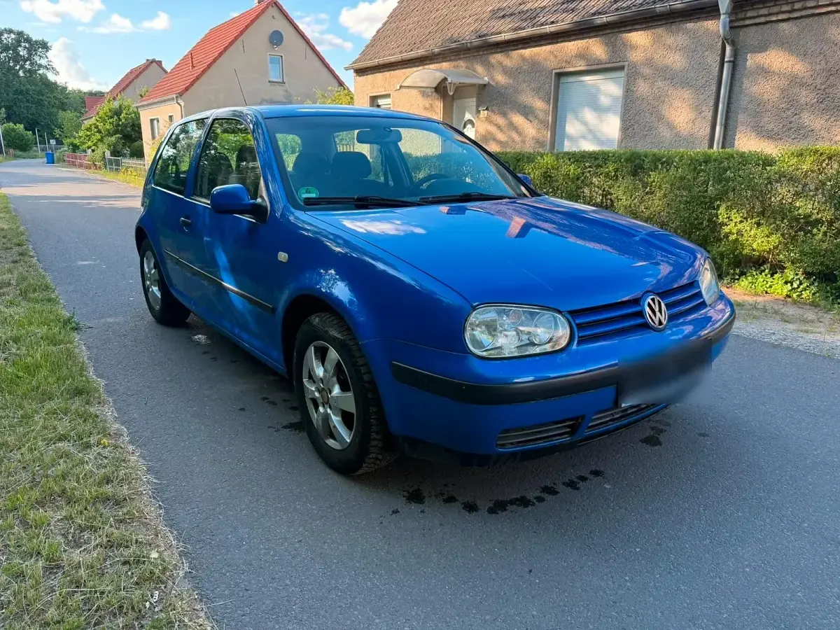 Gebraucht VW Golf III 116 PS (85 kW) 1999 Blau Limousine