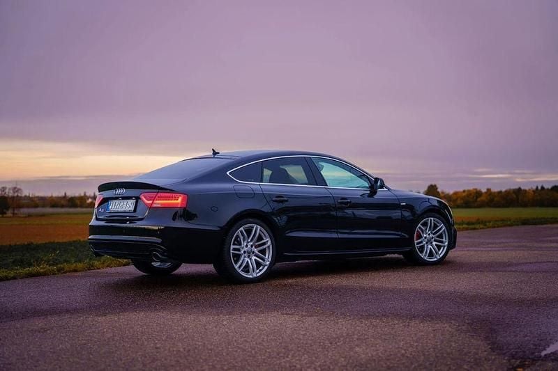 Schwarz Gebraucht 2016 Audi A5 Sportback Business Kleinwagen | 15.900 € (Superpreis) - Bild 1/4