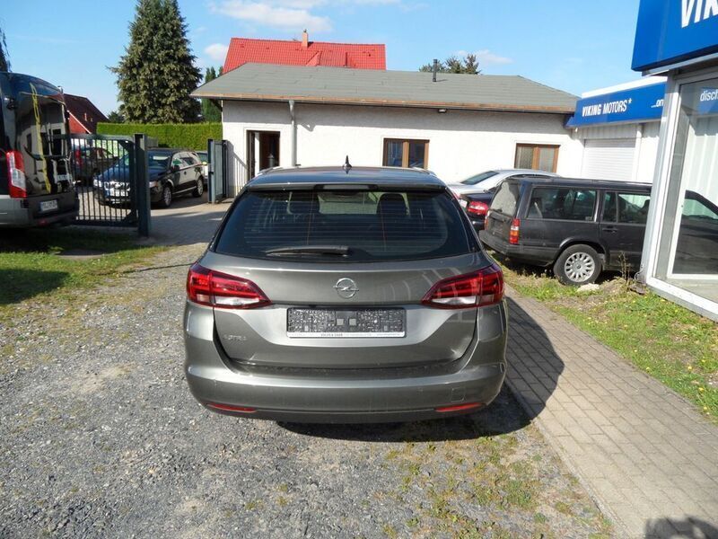 Gebraucht Opel Astra 145 PS (106 kW) 2020 Grau Kombi