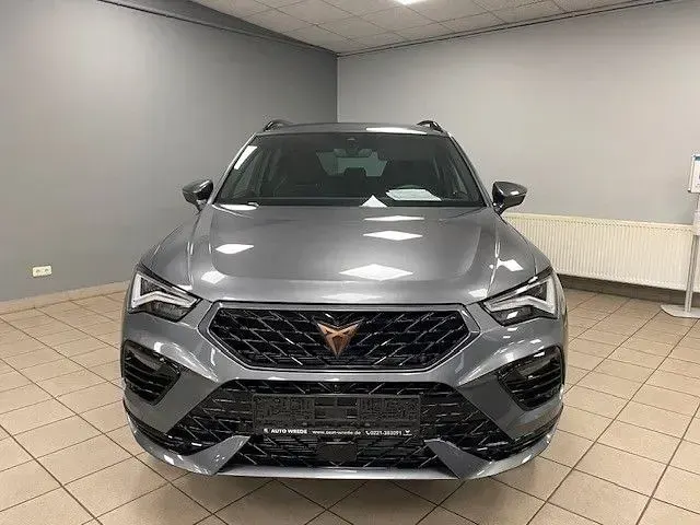 Neu Cupra Ateca 190 PS (139 kW) 2026 Grau SUV