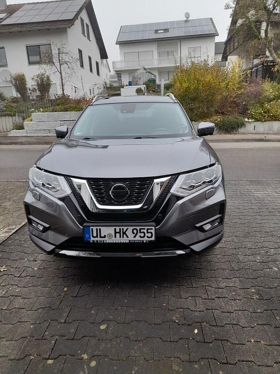 Grau Gebraucht 2019 Nissan X-Trail N-Way SUV | 17.800 € (Guter Preis) - Bild 1/1
