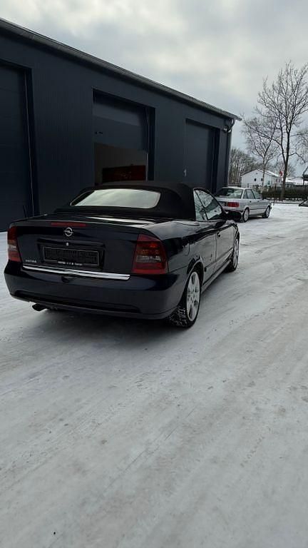 Gebraucht Opel Astra Cabriolet Edition 125 PS (91 kW) 2004 Blau Cabrio
