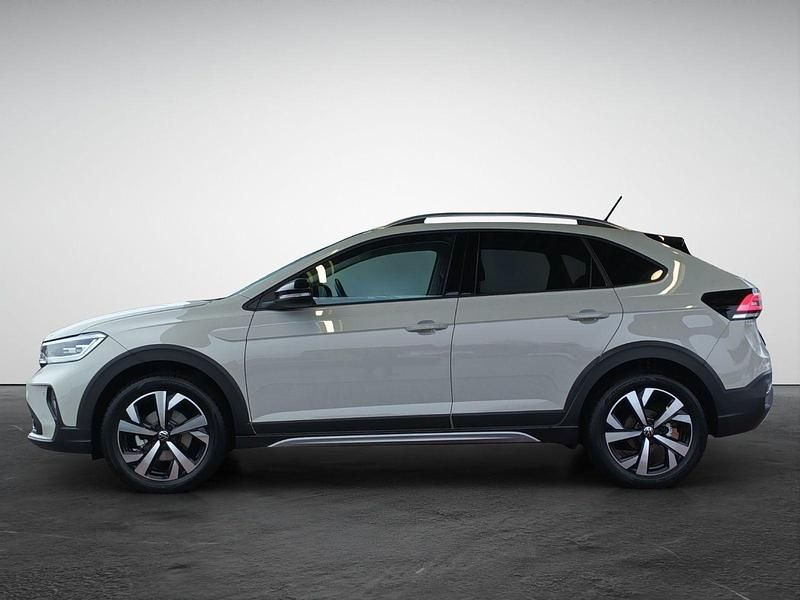 Gebraucht VW Taigo R-line 110 PS (80 kW) 2021 Weiß (pure white deep black perleffe) SUV