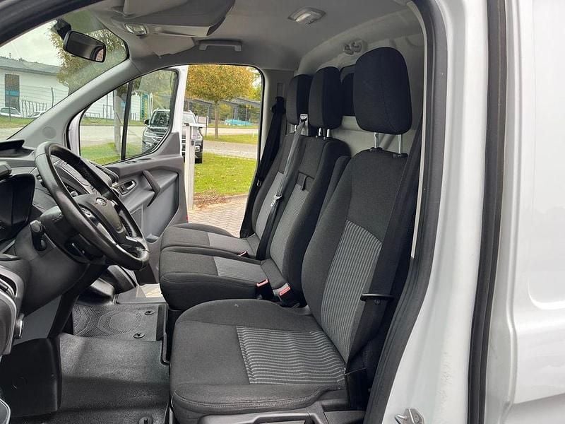 Gebraucht Ford Transit Custom Trend 105 PS (77 kW) 2017 Weiß Van / Kleinbus