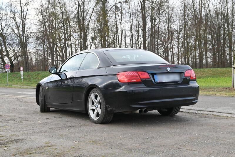 Schwarz Gebraucht 2012 BMW 325 Cabriolet Cabrio | 8.400 € - Bild 1/4