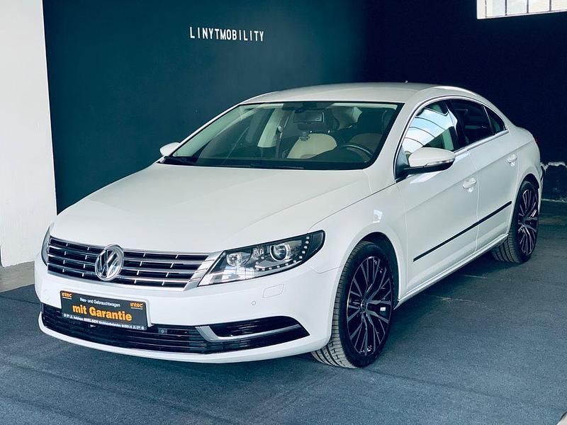 Gebraucht VW Passat 140 PS (102 kW) 2013 Weiß Limousine
