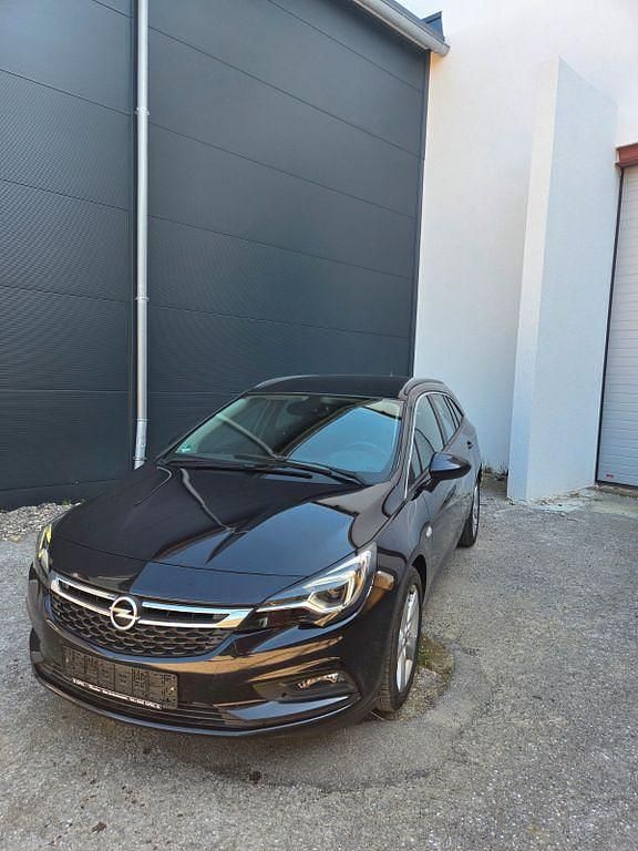Gebraucht Opel Astra Edition 110 PS (80 kW) 2018 Kombi