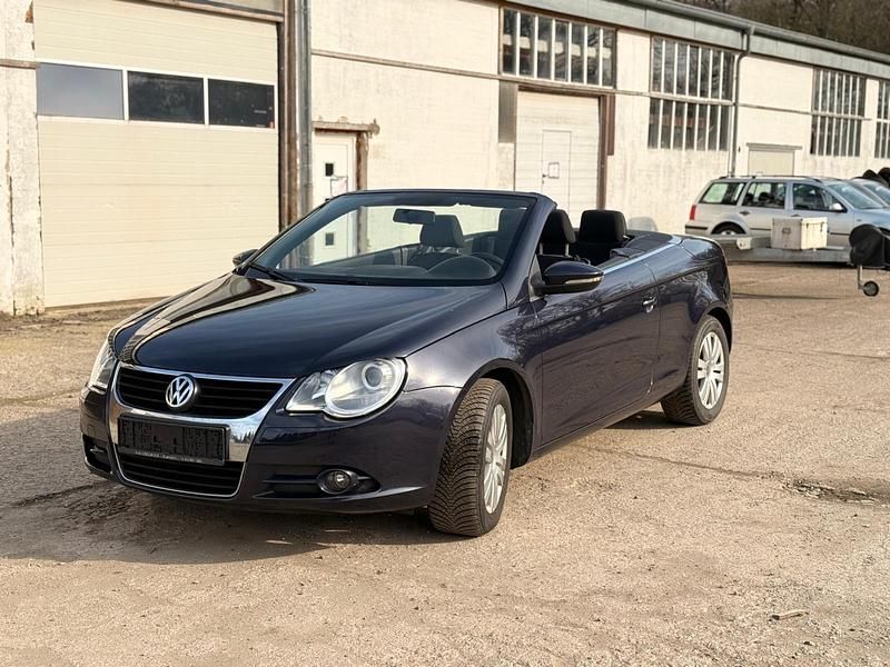 Gebraucht VW Eos 122 PS (89 kW) 2009 Blau Cabrio
