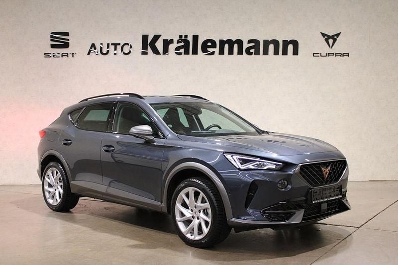 Grau Gebraucht 2024 Cupra Formentor SUV | 27.990 € (Superpreis) - Bild 1/4