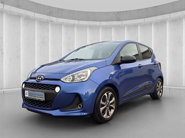 Blau Gebraucht 2018 Hyundai i10 Passion Plus Kleinwagen | 8.750 € (Fairer Preis) - Bild 1/4