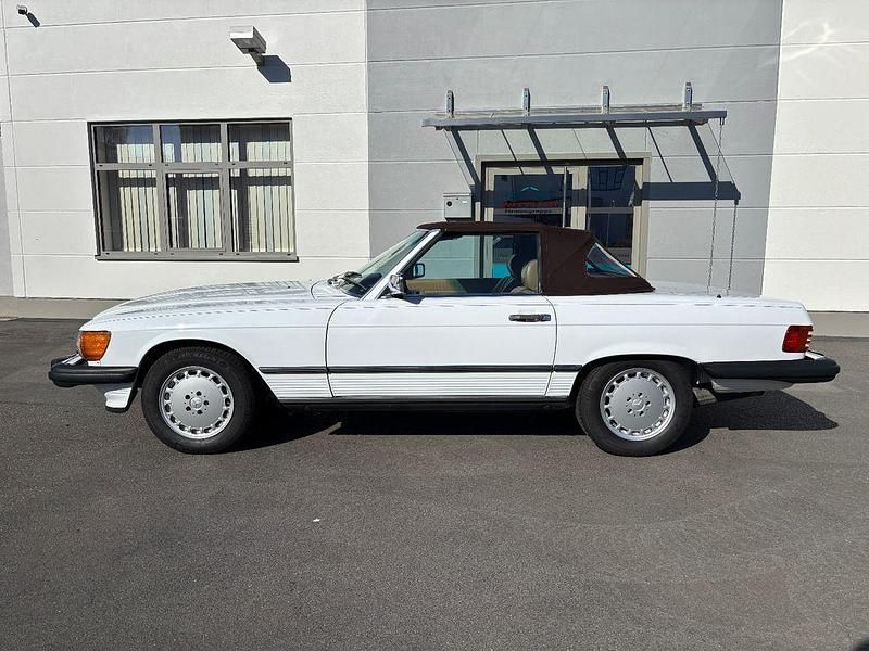 Gebraucht Mercedes 560 231 PS (169 kW) 1987 Weiß Cabrio