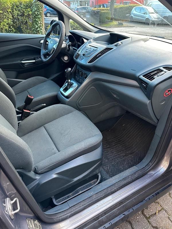 Gebraucht Ford C-MAX 140 PS (102 kW) 2012 Braun Van / Kleinbus