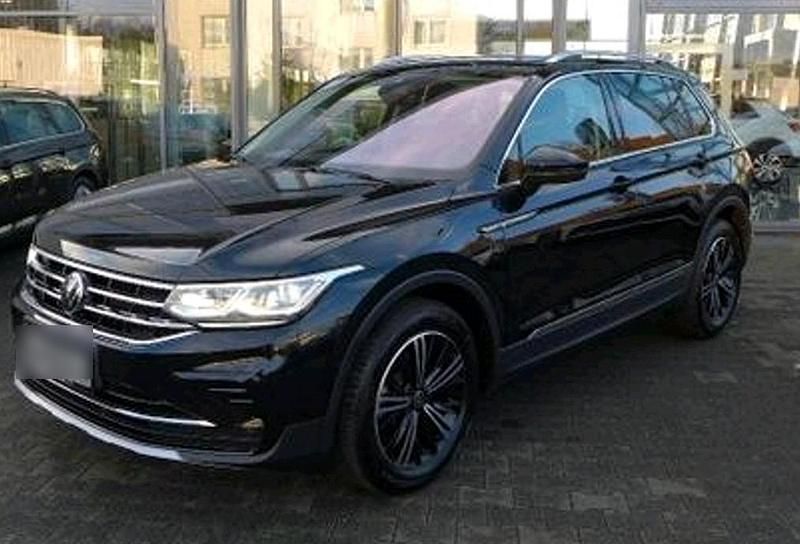 Schwarz Gebraucht 2022 VW Tiguan Elegance SUV | 30.100 € (Fairer Preis) - Bild 1/4