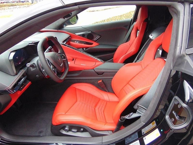 Neu Corvette C8 481 PS (353 kW) 2025 Schwarz Coupé