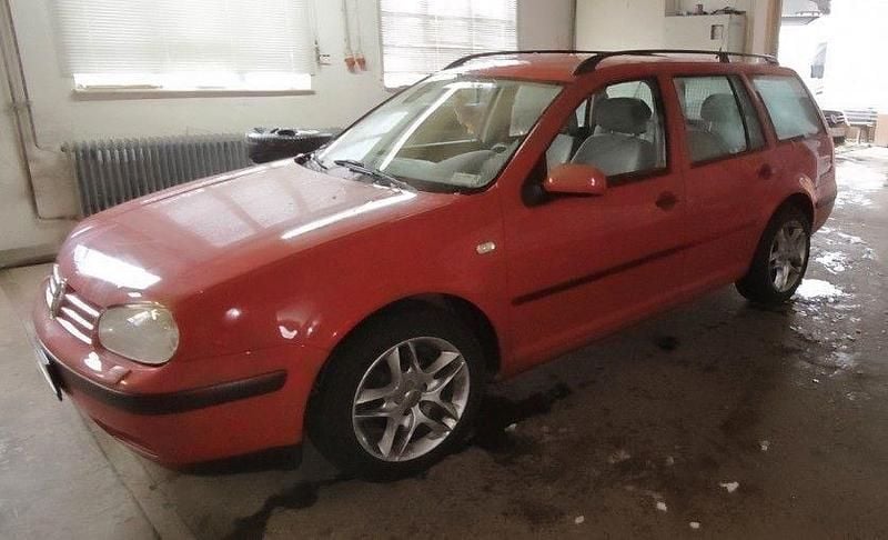Rot Gebraucht 2000 VW Golf IV Basis Kombi | 600 € (Guter Preis) - Bild 1/4