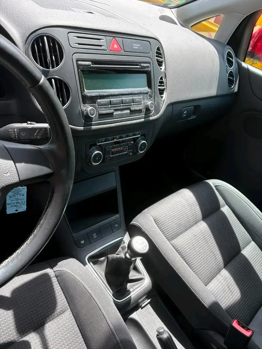 Gebraucht VW Golf VI 122 PS (89 kW) 2010 Rot Limousine