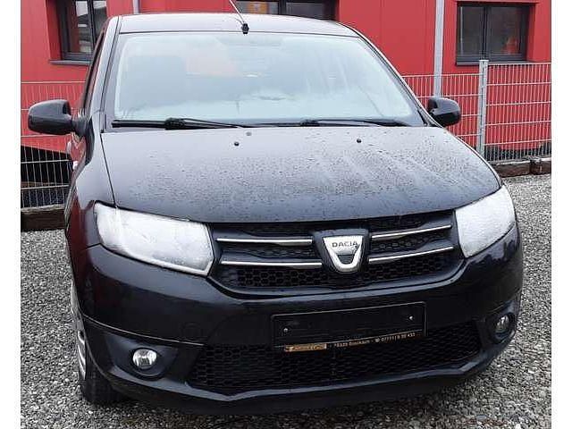 Gebraucht Dacia Sandero 90 PS (66 kW) 2013 Perlmuttschwarz Kleinwagen