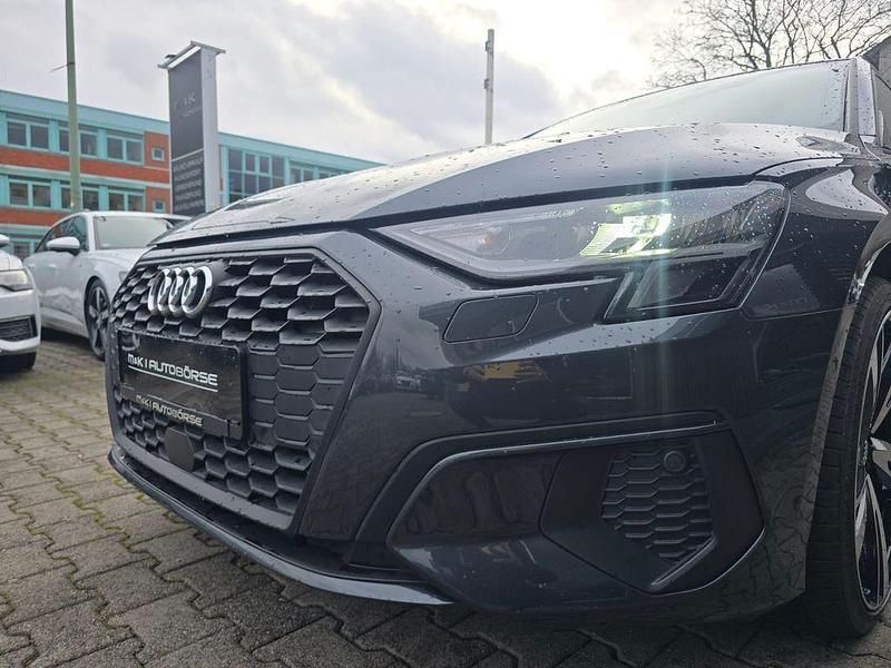 Gebraucht Audi A3 Basis 150 PS (110 kW) 2021 Grau Limousine