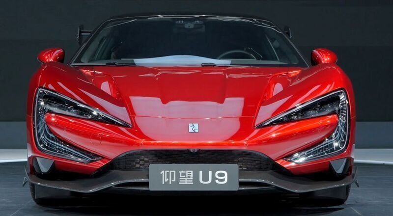 Second-hand BYD Yangwang U9 2024 Argintiu Coupe