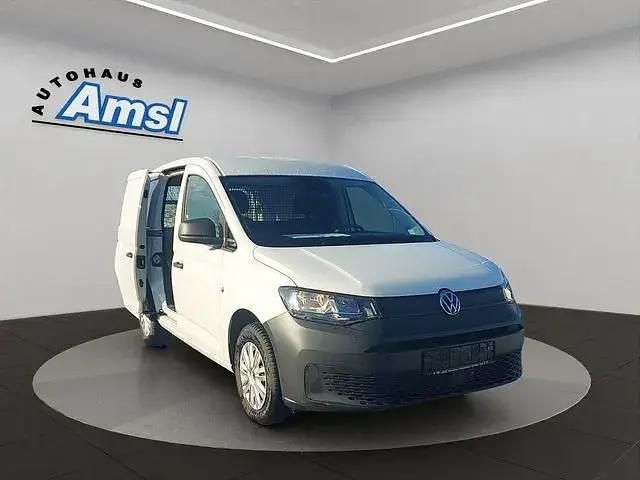 Second-hand VW Caddy 102 CP (75 kW) 2024 Alb Monovolum