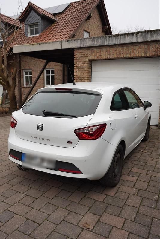 Gebraucht Seat Ibiza FR 105 PS (77 kW) 2015 Weiß Kleinwagen