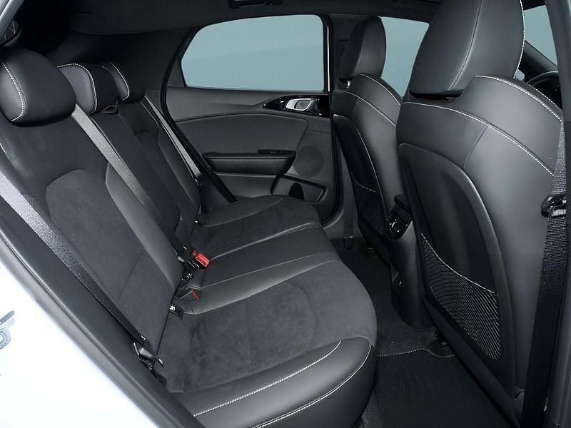 Neu Kia XCeed GT 179 PS (131 kW) 2025 Weiß SUV