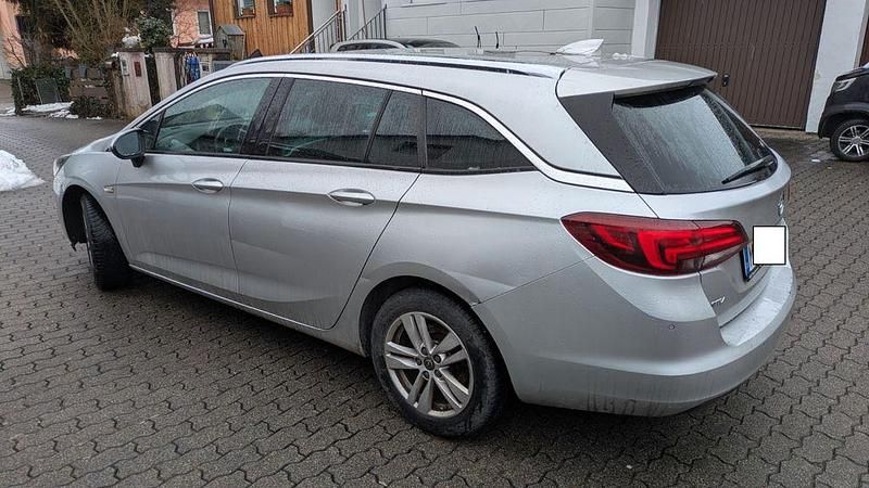 Gebraucht Opel Astra Dynamic 136 PS (100 kW) 2016 Silber Kombi