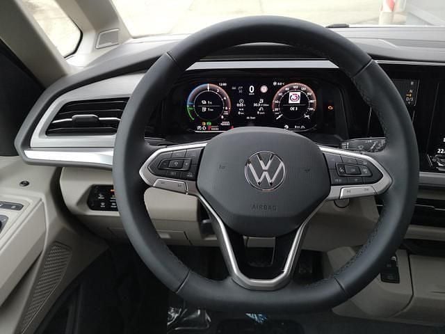 Neu VW Multivan Edition 245 PS (180 kW) 2025 Van