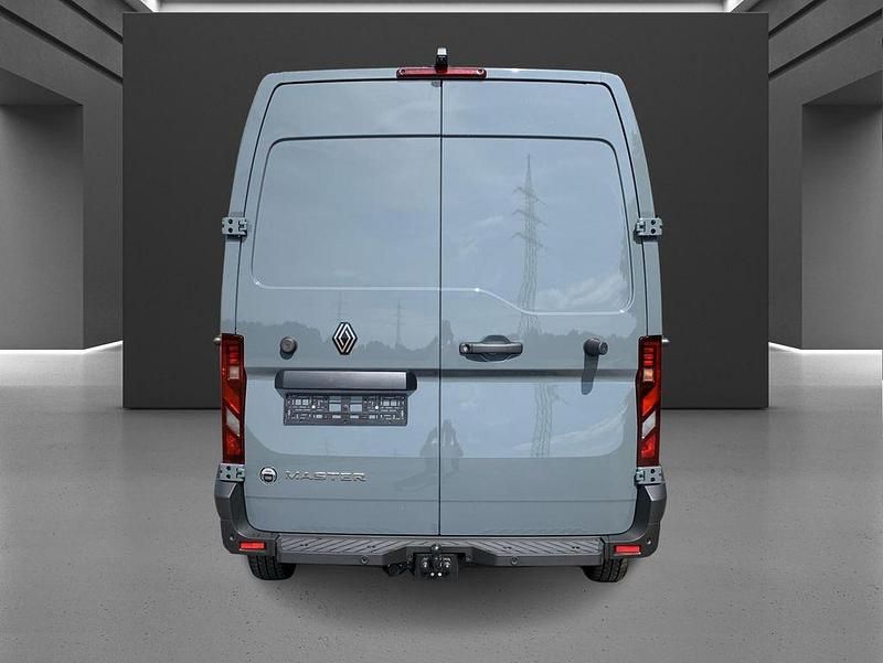 Neu Renault Master 170 PS (125 kW) 2026 Kpw grau Van / Kleinbus