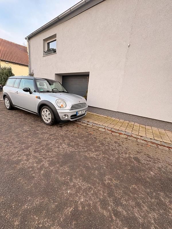 Silber Gebraucht 2009 Mini Cooper D Kleinwagen | 3.750 € (Guter Preis) - Bild 1/4