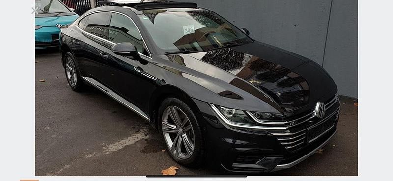Schwarz Gebraucht 2018 VW Arteon R-line Limousine | 25.300 € (Fairer Preis) - Bild 1/4