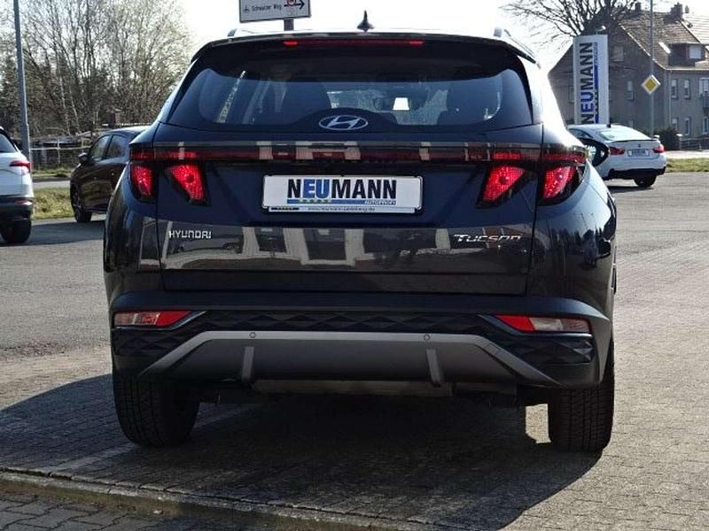 Gebraucht Hyundai Tucson Select 150 PS (110 kW) 2022 Dark knight / mic SUV