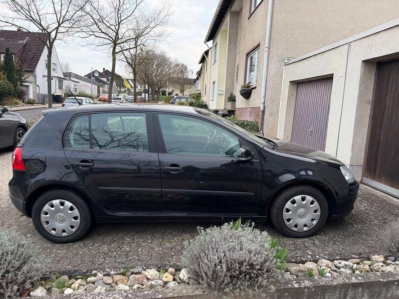 Gebraucht VW Golf IV Trendline 75 PS (55 kW) 2005 Schwarz Limousine