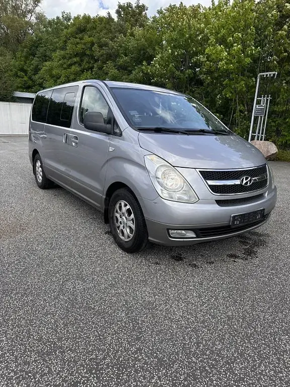 Gebraucht Hyundai H-1 2011 Van / Kleinbus