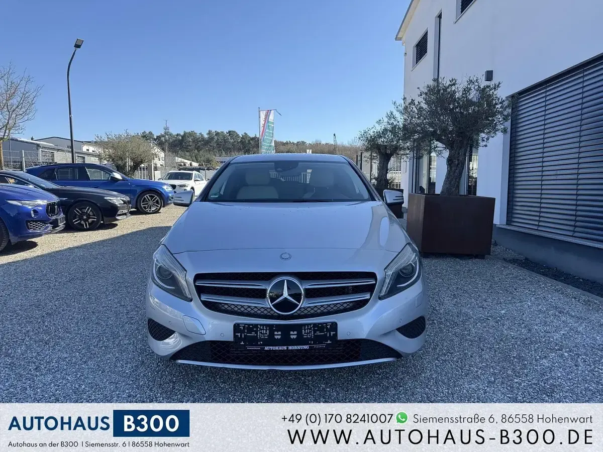 Gebraucht Mercedes A180 109 PS (80 kW) 2013 Silber Limousine