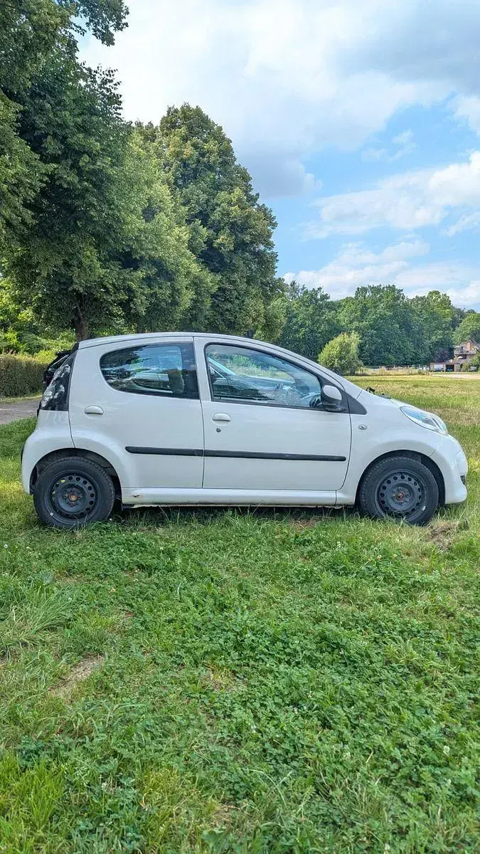 Gebraucht Citroën C1 68 PS (50 kW) 2009 Weiß Kleinwagen