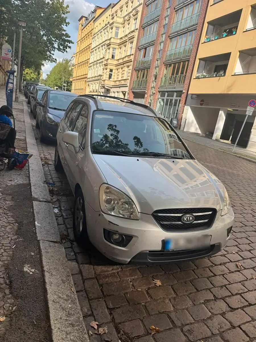Brugt Kia Carens 144 HK (105 kW) 2008 Sølv MPV