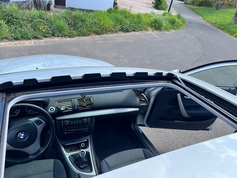 Gebraucht BMW 116 115 PS (84 kW) 2005 Grau Kleinwagen