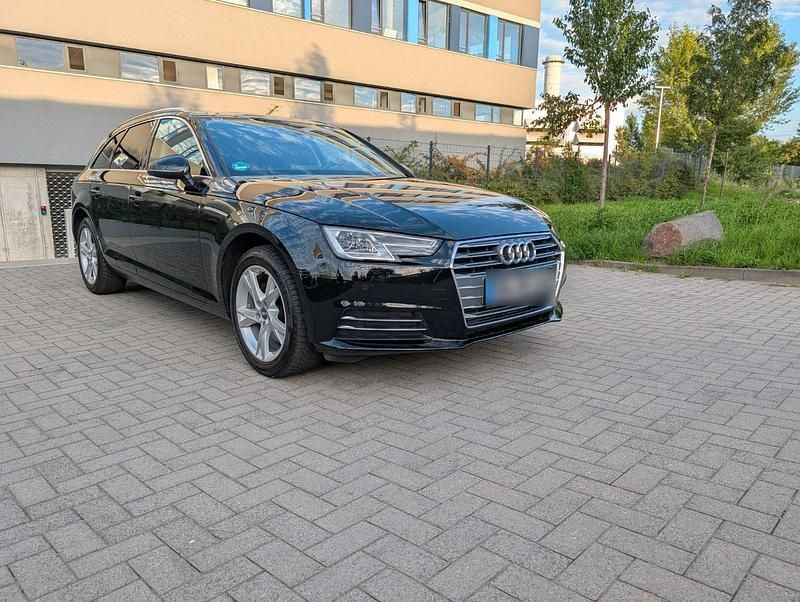 Gebraucht Audi A4 Design 170 PS (125 kW) 2018 Schwarz Kombi