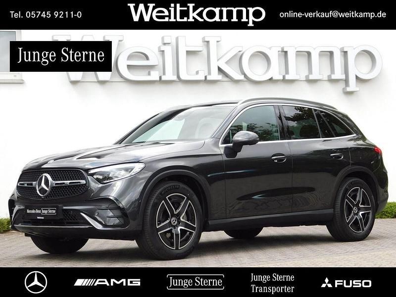 Lack graphitgrau Gebraucht 2024 Mercedes GLC220 AMG SUV | 56.495 € (Superpreis) - Bild 1/4