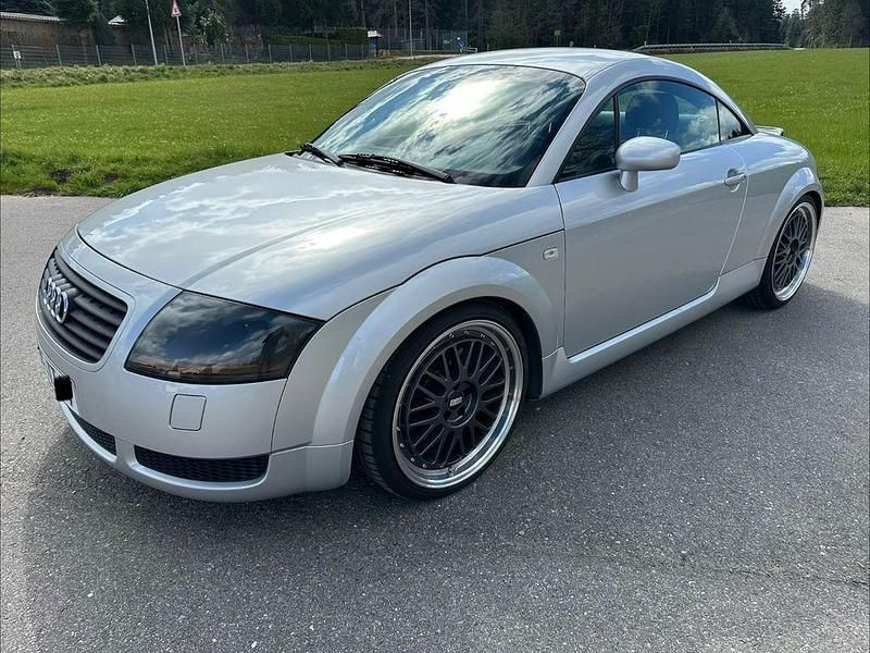 Gebraucht Audi TT Ambiente 180 PS (132 kW) 1999 Silber Coupé