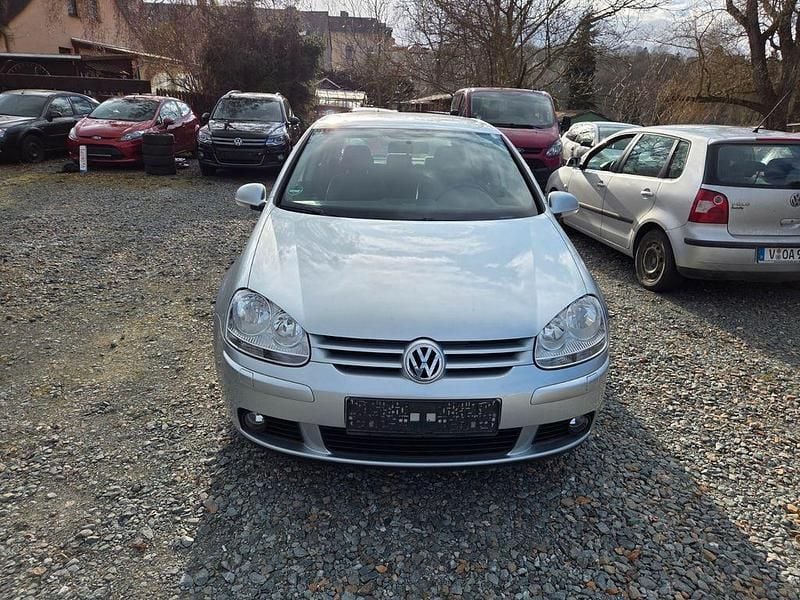 Używany VW Golf V 102 KM (75 kW) 2007 Srebrny Sedan/Limuzyna