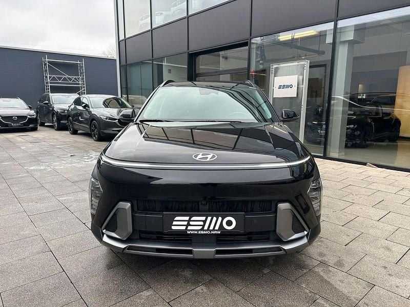 Schwarz Gebraucht 2024 Hyundai Kona Prime SUV | 27.900 € (Fairer Preis) - Bild 1/4